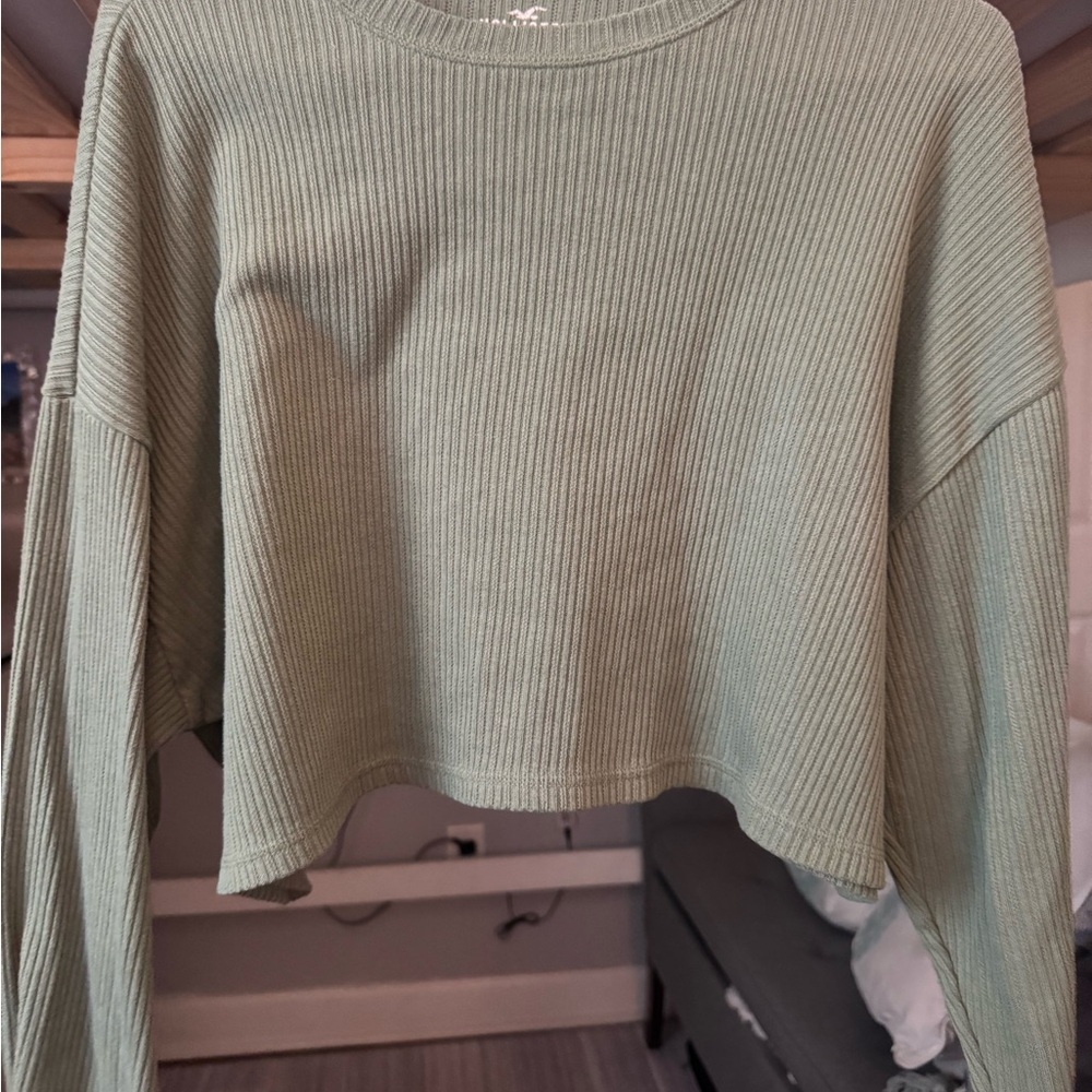 Green Ribbed Long Sleeve Crop Top